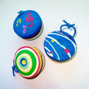 【グランツリー武蔵小杉】カラフルなカスタネットをつくろう!