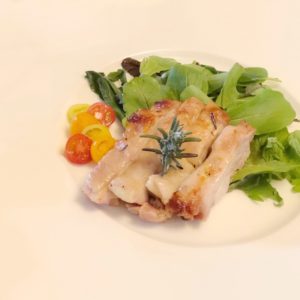 【楽ウマおうちごはん】ハーブ薫るオーブンチキン